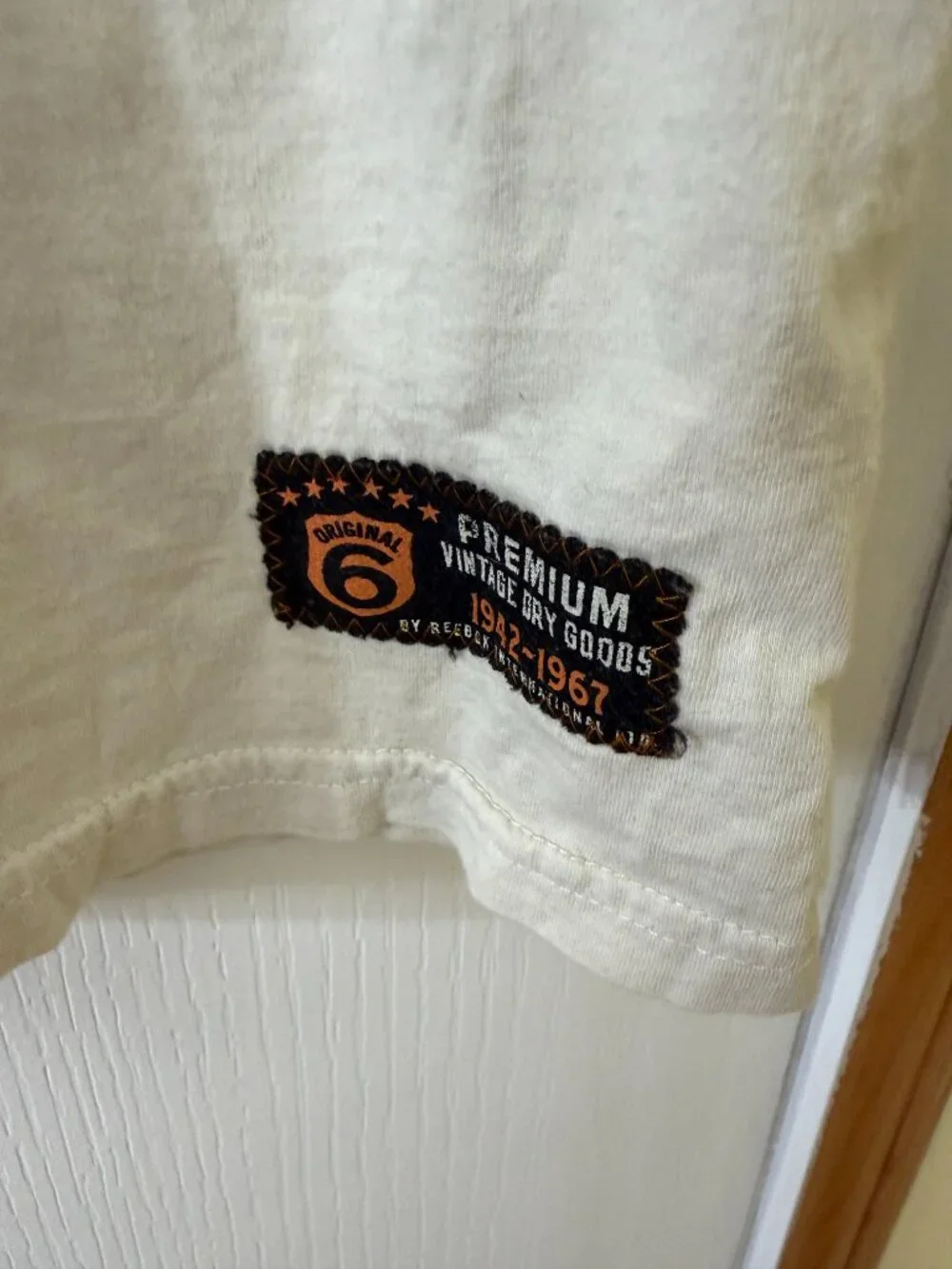 Vintage Original 6 Toronto Maple Leafs Graphic T-Shirt Large - Picture 4 of 6